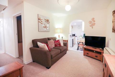 2 bedroom apartment for sale, Oakdene Road, Basildon