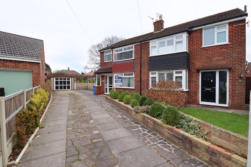 Ainsdale Close, Penketh, WA5 3 bed semidetached house for sale £270,000