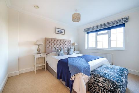 143 Pack Lane, Basingstoke, RG22 5HN