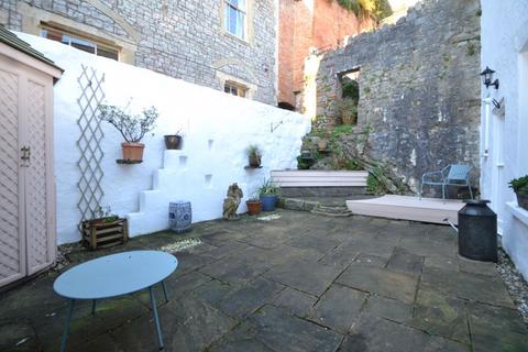 2 bedroom semi-detached house to rent, Hill Road, Clevedon