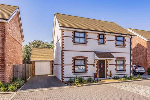 3 bedroom detached house for sale, Brewery Close, Southbourne