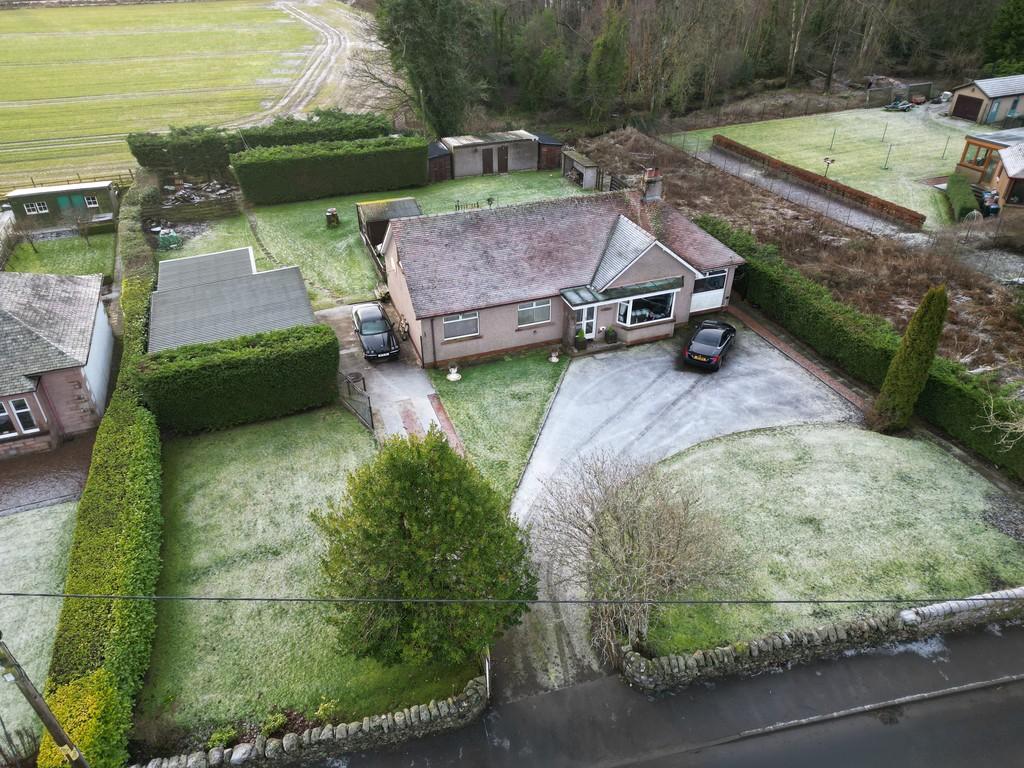Meigle Road, Alyth 4 bed detached bungalow for sale £350,000