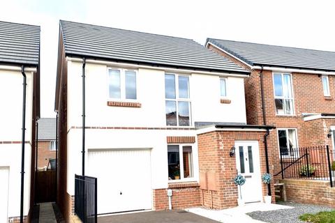 3 bedroom detached house for sale, Kingfisher Drive, Lydney GL15