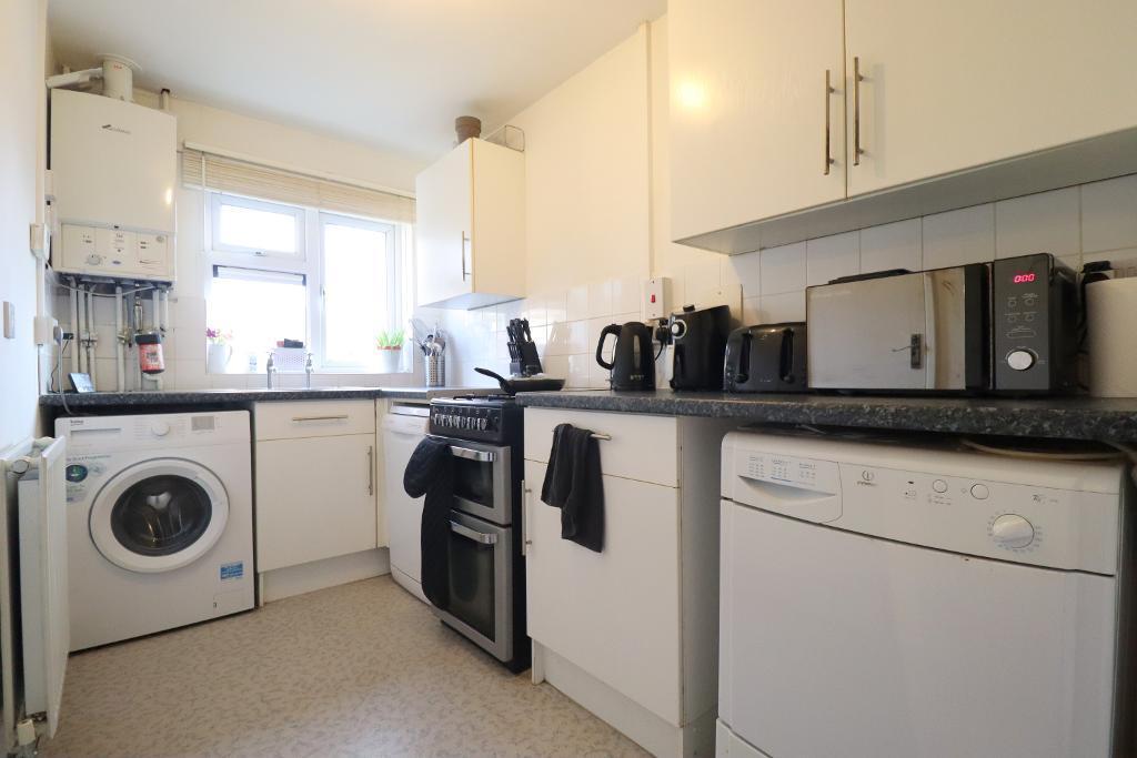 Haddon Road, St Annes, Luton, Bedfordshire, LU2 0JB 1 bed maisonette ...