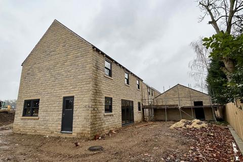 4 bedroom detached house for sale - Spring Farm Court, Carlton, Barnsley, S71 3EX