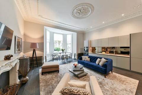 2 bedroom flat for sale, Redcliffe Square, Chelsea, London
