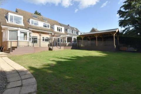 9 Fernhills, Hunton Bridge, Kings Langley, WD4 8PT