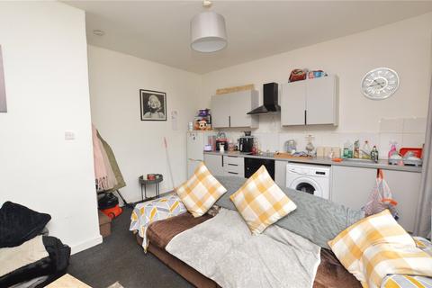 14 Brompton View, Leeds, LS11 6JA