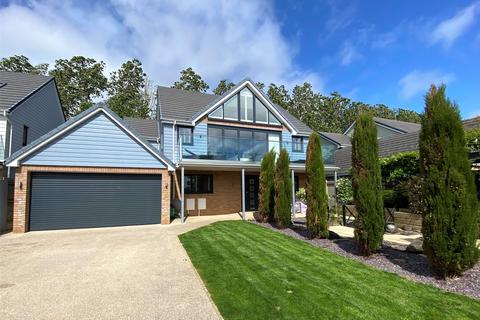 4 bedroom detached house to rent, Wrafton, Braunton, Devon, EX33