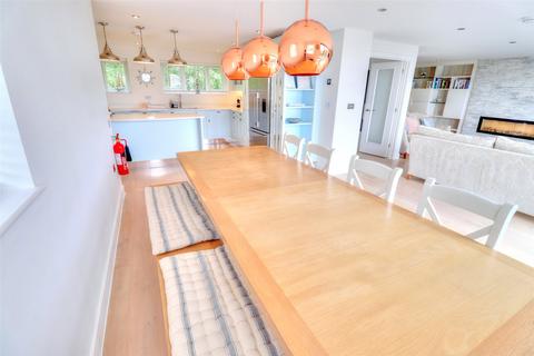 4 bedroom detached house to rent, Wrafton, Braunton, Devon, EX33
