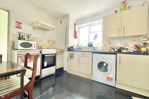 4 bedroom terraced house to rent - Northfields, Norwich, NR4 7EX