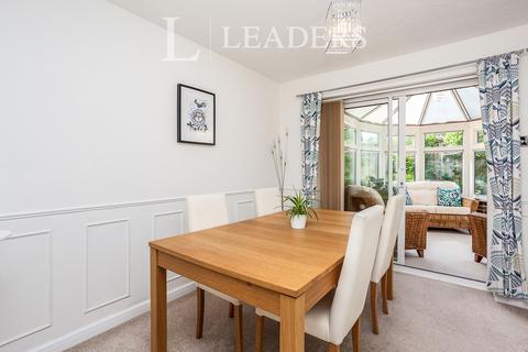 3 bedroom link detached house to rent, Aspen Way, Horsham