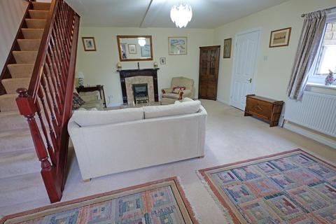 3 bedroom semi-detached house for sale - Harrison Street, Barnoldswick, BB18