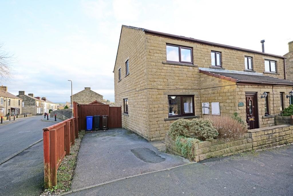 Harrison Street, Barnoldswick, BB18 3 bed semidetached house for sale £194,950