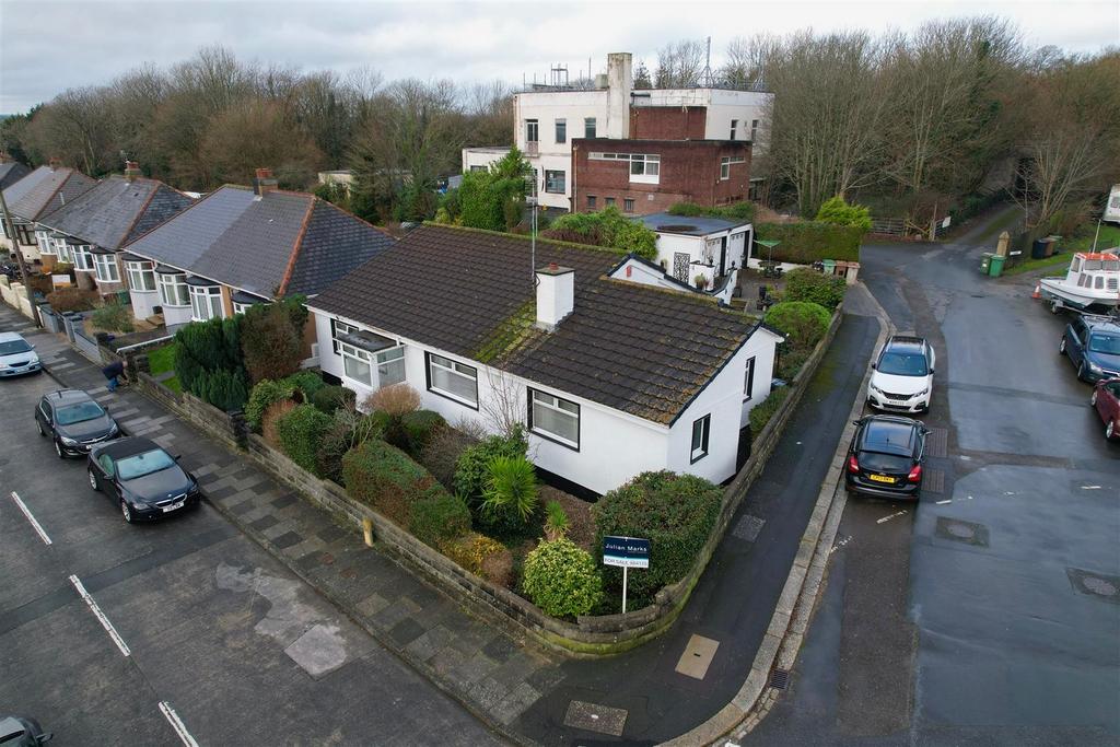 Waverley Road, Plymouth PL5 4 bed detached bungalow for sale £415,000