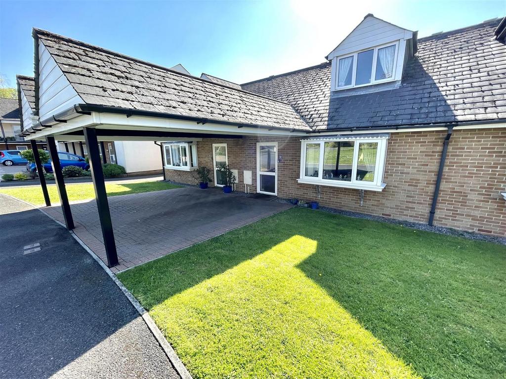 Consort Close, Plymouth PL3 2 bed terraced bungalow for sale £325,000