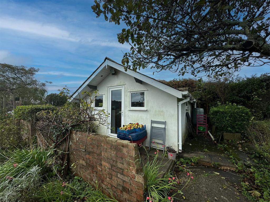 'Tooleys House' Horsham Lane