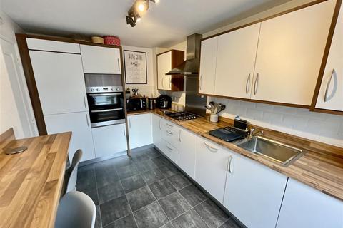 61 Unity Park, Plymouth, PL3 6NW