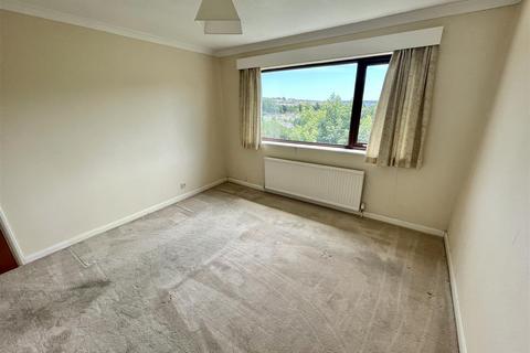 13 Compton Knoll Close, Plymouth, PL3 5HS