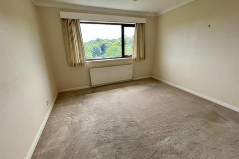 13 Compton Knoll Close, Plymouth, PL3 5HS