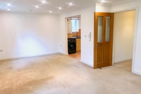 2 bedroom apartment to rent, Holland Road, Plymouth PL9