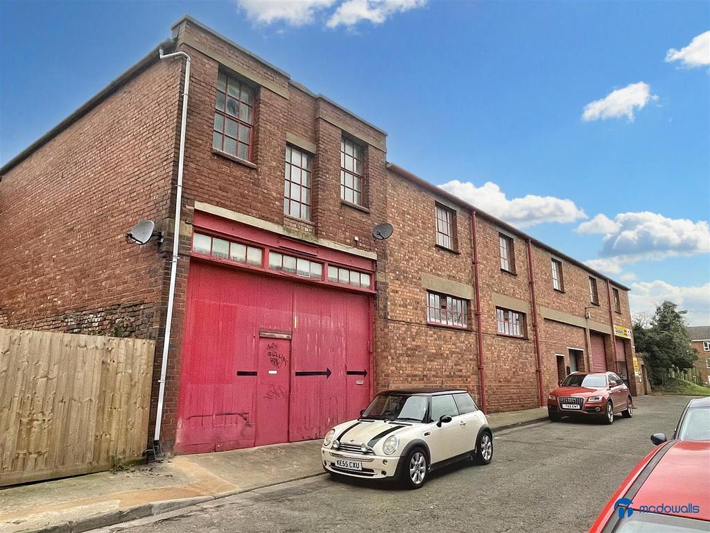 Unit4 2-8 Henwick Rd WR25 DT (98).jpg