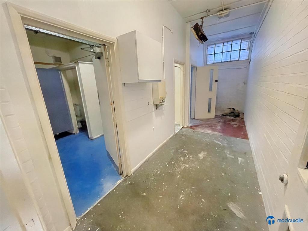 Unit4 2-8 Henwick Rd WR25 DT (160).jpg