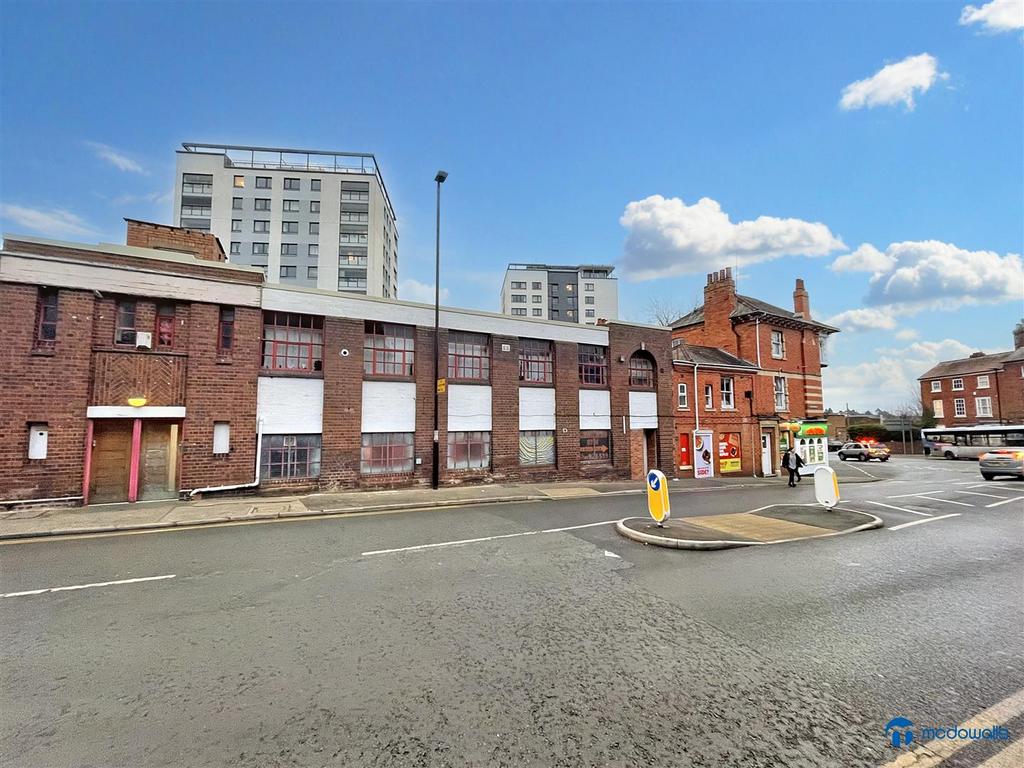 Unit4 2-8 Henwick Rd WR25 DT (100).jpg
