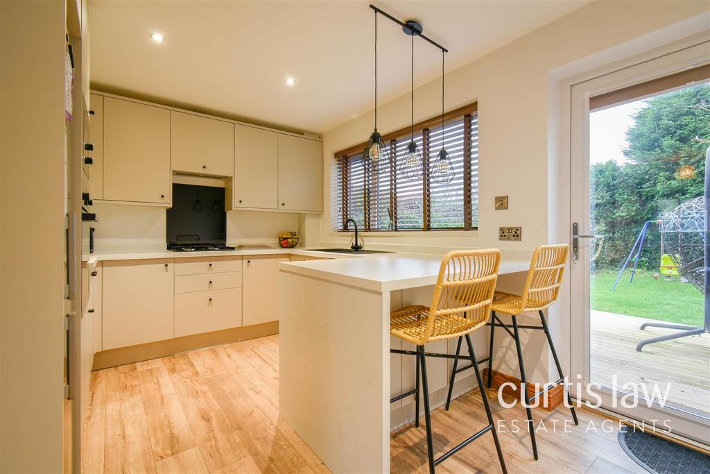Walmsley Avenue, Rishton, Blackburn 3 bed semidetached house for sale