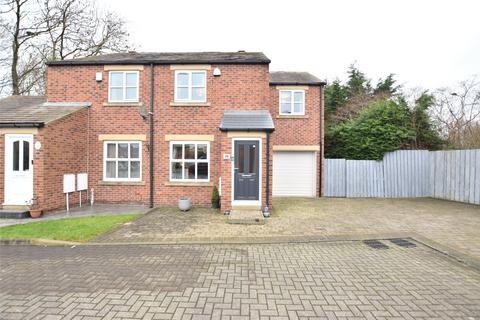 3 bedroom semi-detached house to rent, The Copse, Blaydon, NE21