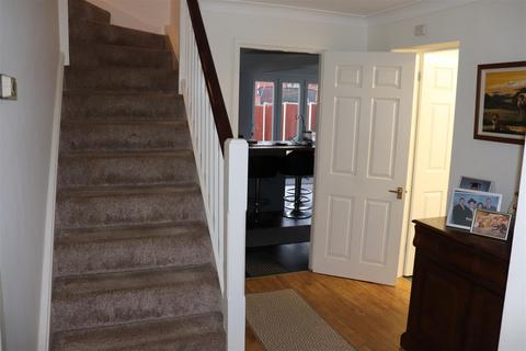 5 bedroom detached house for sale, Swallowdale, Walsall Wood