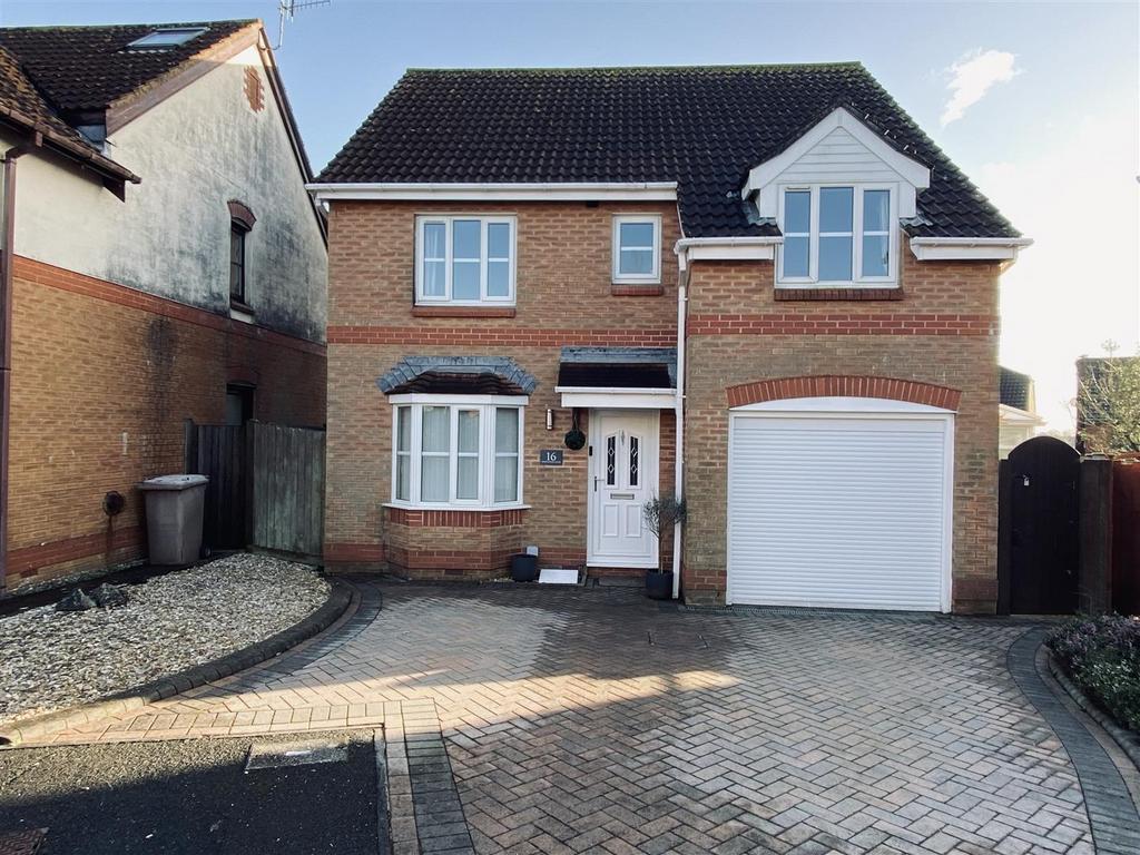 Westmoor Close, Plymouth PL7 4 bed detached house for sale £400,000