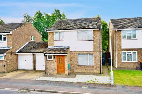 3 bedroom detached house for sale, Hydrus Drive, Leighton Buzzard, LU7 3UL