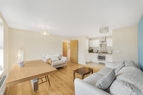 2 bedroom flat for sale - Buttery Mews, London
