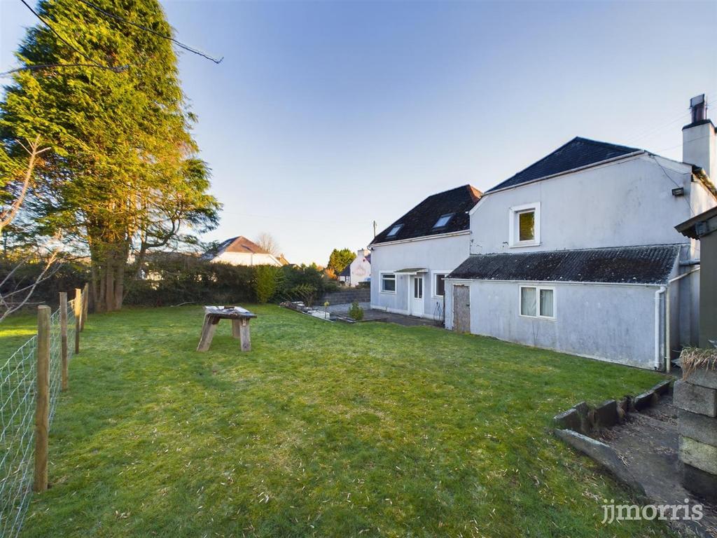 Hermon, Glogue 3 bed detached house for sale £225,000