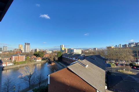 Studio for sale, Abito, Clippers Quay, Salford