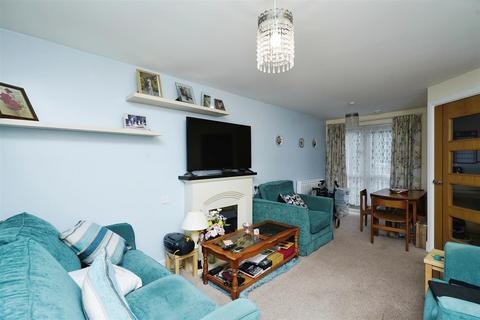 1 bedroom apartment for sale, Olympic Court, Cannon Lane, Luton, Stopsley