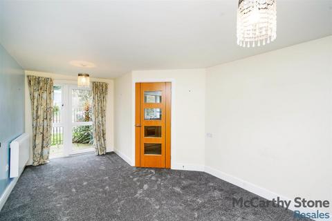 1 bedroom apartment for sale, Olympic Court, Cannon Lane, Luton, Stopsley