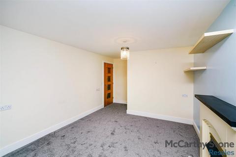 1 bedroom apartment for sale, Olympic Court, Cannon Lane, Luton, Stopsley