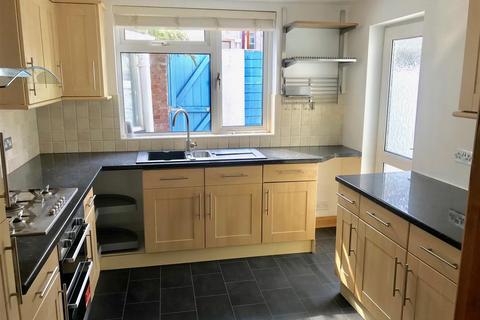 3 bedroom terraced house to rent, Cleveland Road, Plymouth PL4