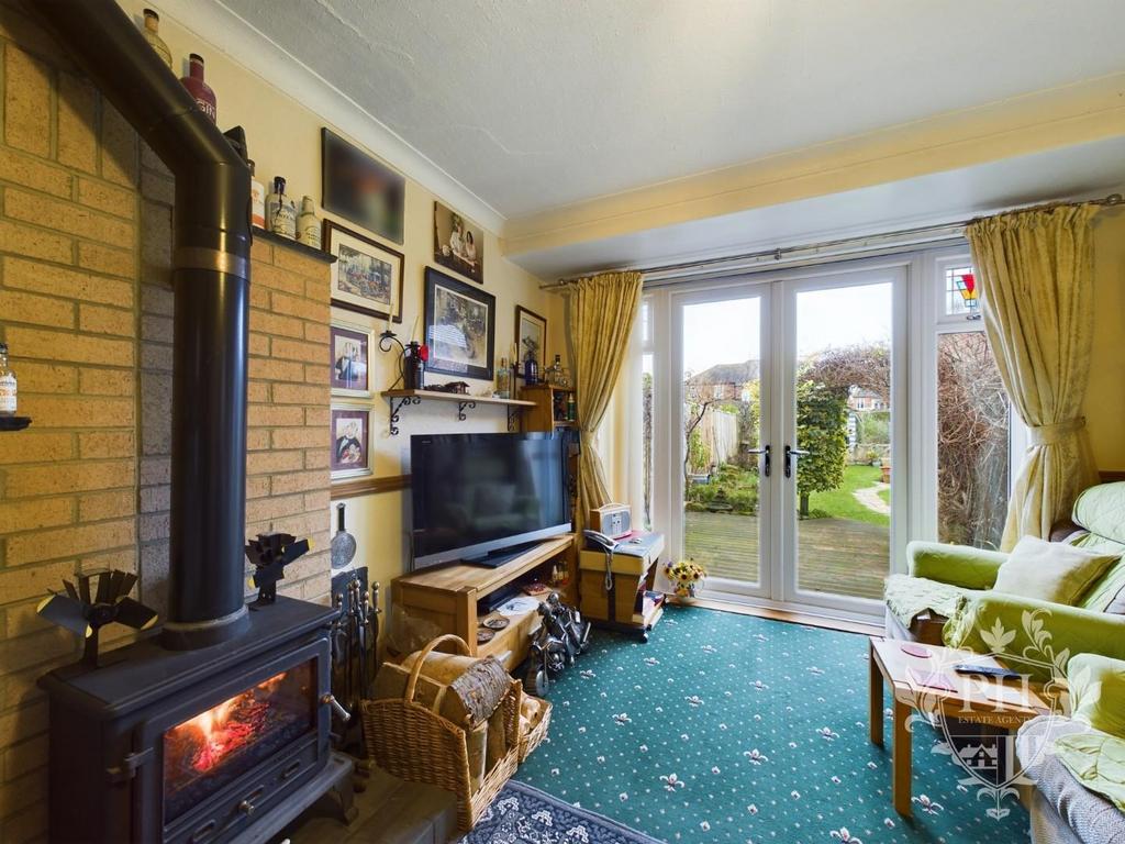 Windsor Road, Redcar 3 bed semidetached house for sale £215,000