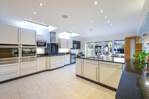 7 Scarborough Close, Cheam, Sutton, SM2 7EA