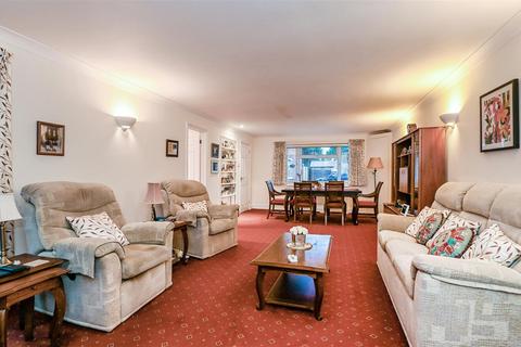 4 bedroom terraced house for sale, The Close, East Wittering, West Sussex.