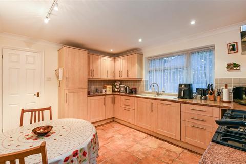 4 bedroom terraced house for sale, The Close, East Wittering, West Sussex.