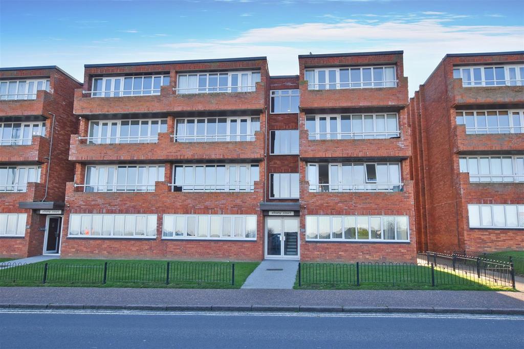 Albany Court, Cromer 2 bed apartment for sale £250,000