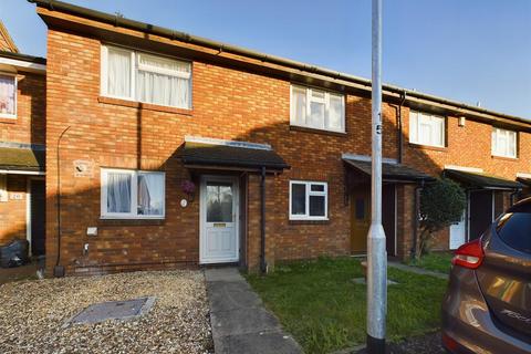 21 Hindhead Close, Uxbridge, UB8 3UE