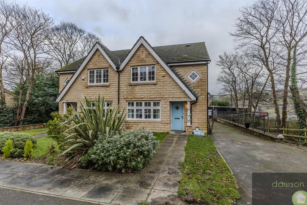 Beaumont Chase, Ovenden, Halifax 3 bed semidetached house for sale £
