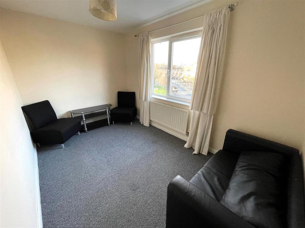 Second Floor Bedroom/lounge