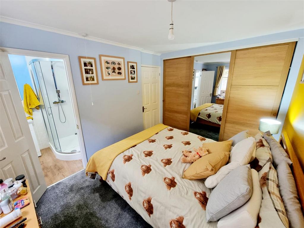 Hendra Gardens, Launceston 3 bed house for sale £345,000