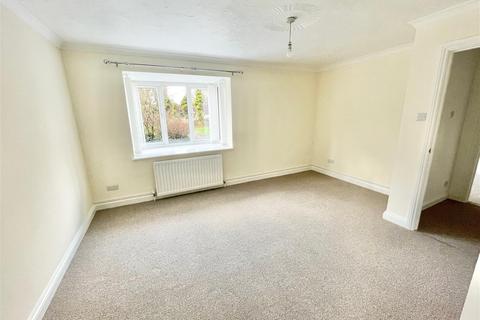 2 bedroom flat to rent, St Marys Close, Plymouth PL7